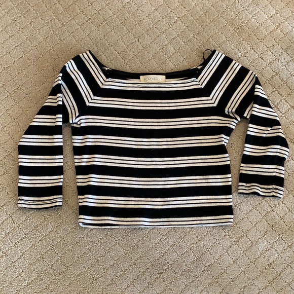 F21 crop top - Picture 1 of 1